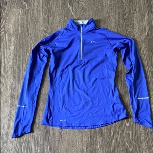 Women’s Nike Pullover (Purple)